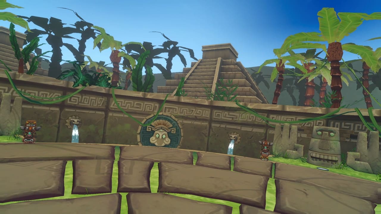 Chicken Target screenshot: the spinning ring arena in front of the Aztec temple